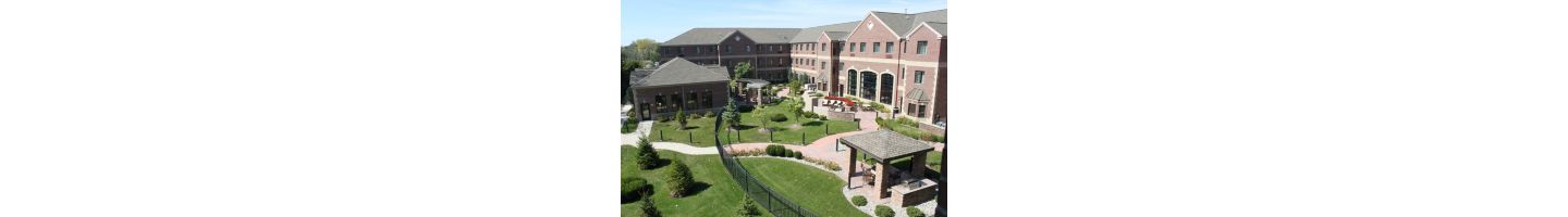 Come enjoy yourself and spread out in our beautiful outdoor terrace. Don't feel cooped up in your room. Come down and cook a steak on one of our built-in gas grills. Enjoy the sun under the pergola. Spend time with others by the outdoor fireplace.